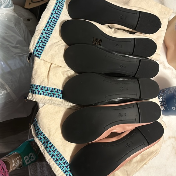 New Tory Burch Women Soft Scrunch Ballet Flats in 2 colors. Sold Separately - Picture 5 of 6